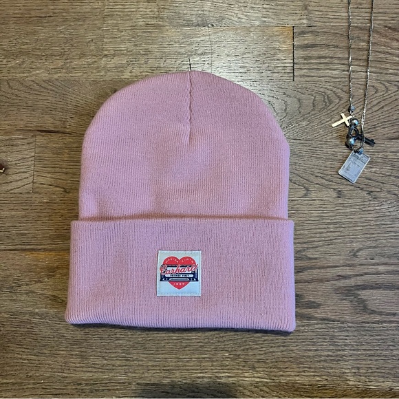 Carhartt Pink Beanie for Women - Picture 1 of 6